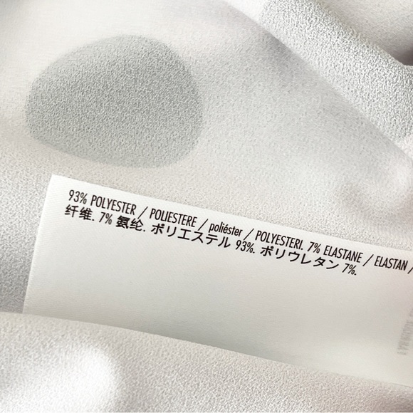 Disneyland Paris White Polkadot MINNIE MOUSE Short Sleeve Romper Size S - Picture 10 of 12